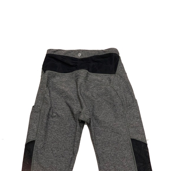 6 / Lululemon Crop - Picture 5 of 6